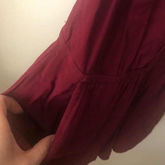 Express Burgundy Romper - Picture 4 of 4